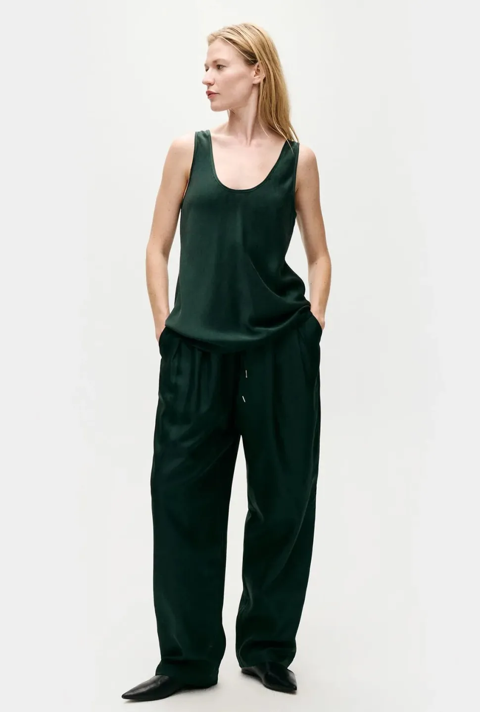 silk laundry - Scoop Neck Tank