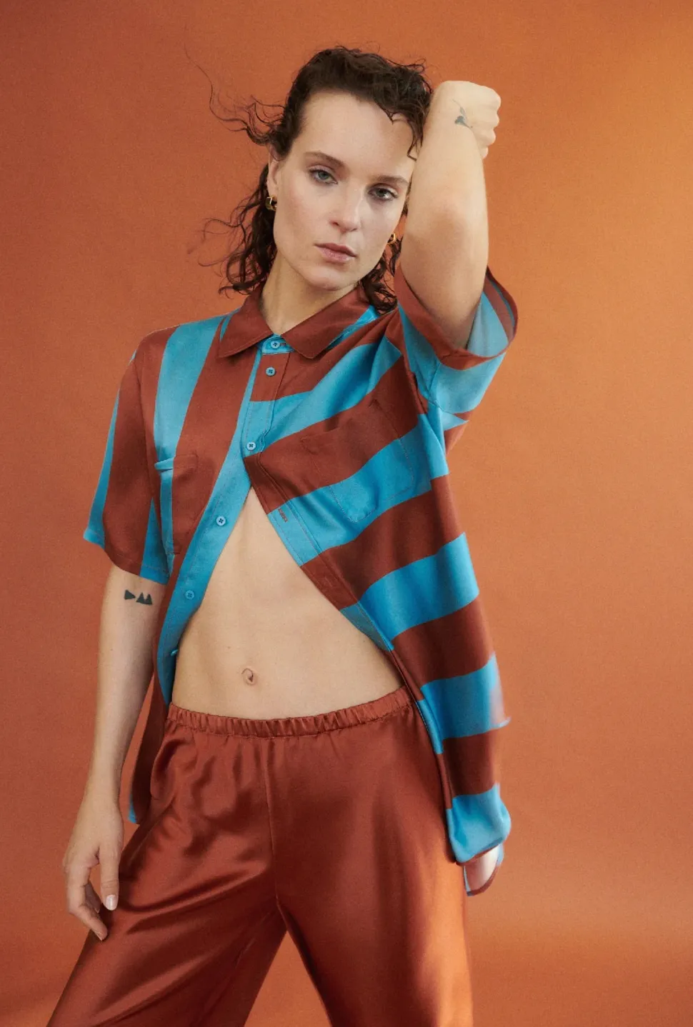 silk laundry - Short Sleeve Boyfriend Shirt