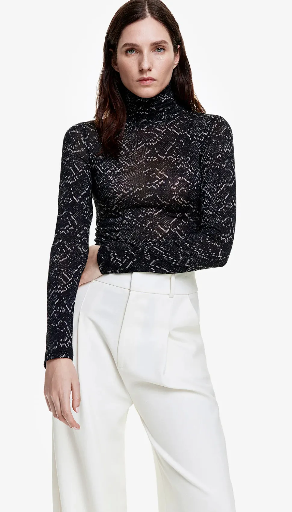 Smythe - Turtleneck